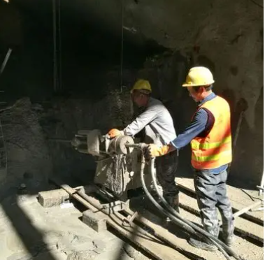 襄城水下抗分散灌浆料特点 水下不分散注浆料介绍